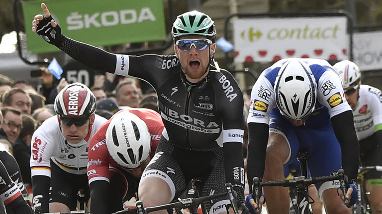 Irlandês Sam Bennett conquista terceira etapa do&nbsp;Paris-Nice