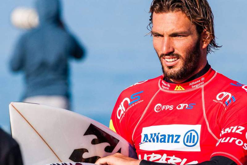 Frederico Morais eliminado por Kelly Slater no Quiksilver Pro Gold&nbsp;Coast