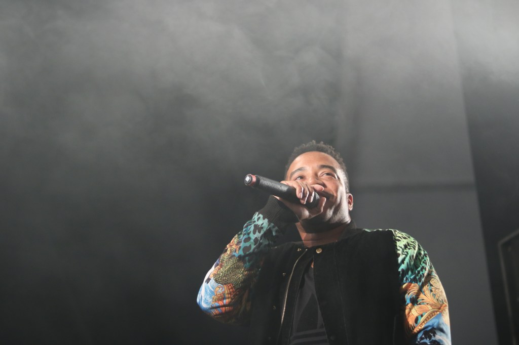 Caparica Primavera Surf Fest: Noite de casa cheia com Freddy Locks e&nbsp;Virgul