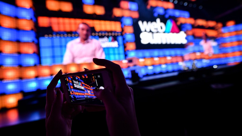 O futuro de 2025, futebol e Brexit foram alguns dos temas no segundo dia de Web Summit&nbsp;2019