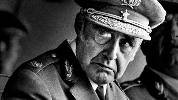 Quo vadis, Spínola? – A polémica condecoração do&nbsp;General