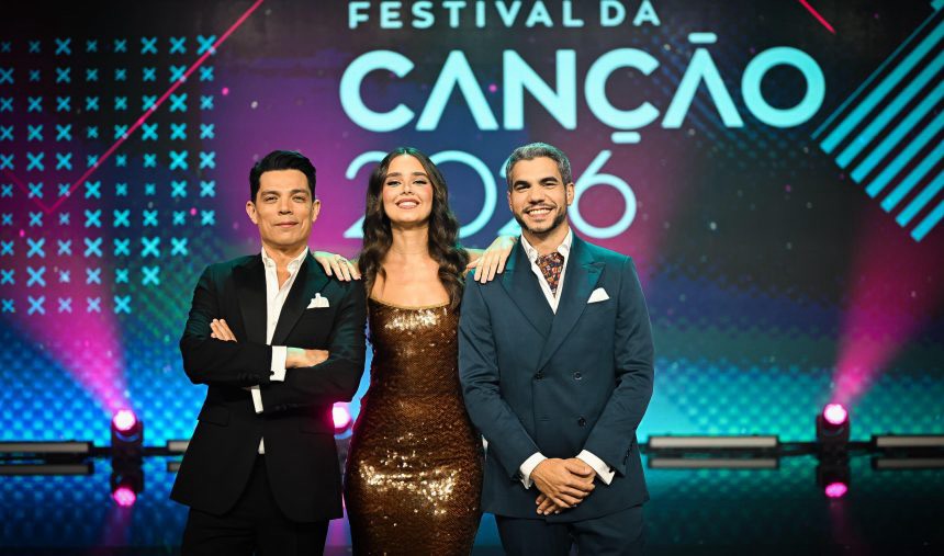 Nem só de luz vive o palco: 1ª semifinal do Festival da Canção – Veredito a duas&nbsp;vozes.